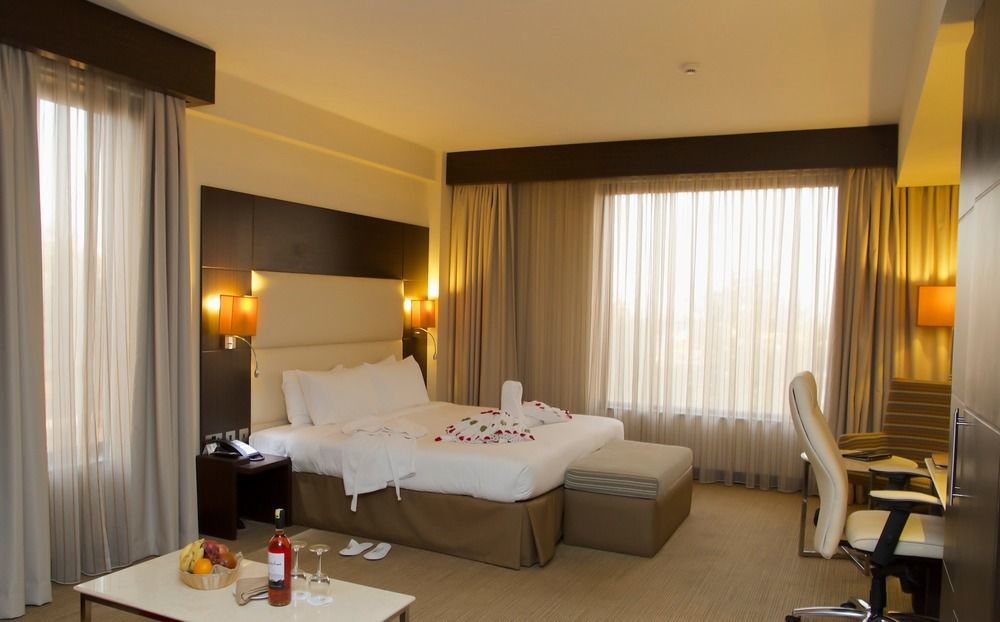 Four Points By Sheraton Hurlingham Hotel 4*