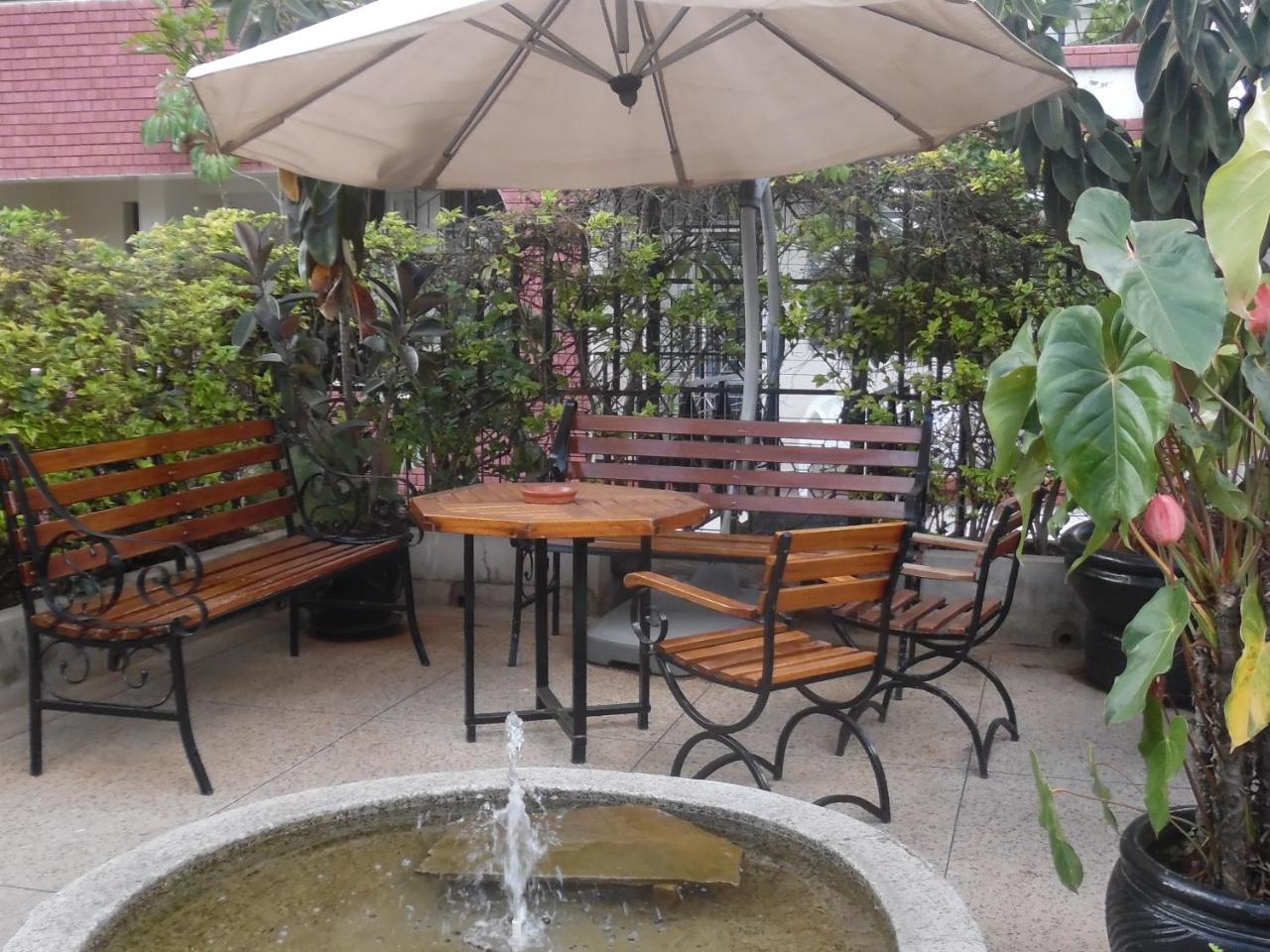 Apartment Court Samra