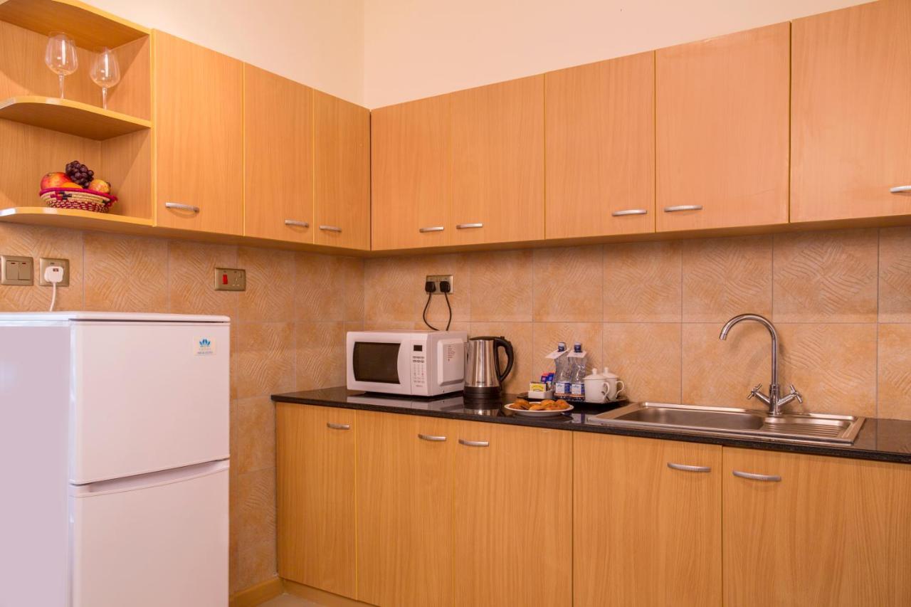 Lotos & Suites, Hotel