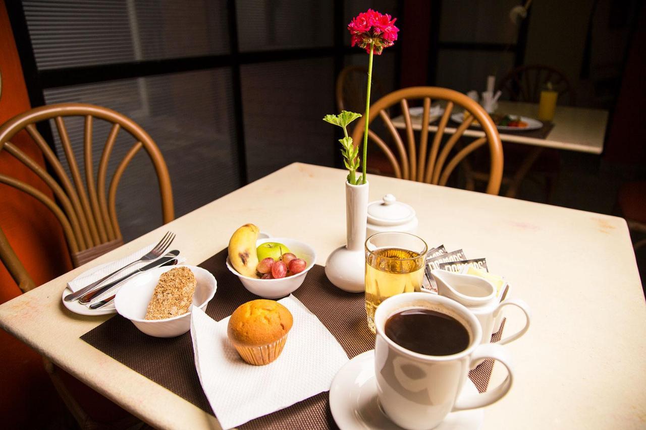 Aparthotel Njema Court 3*