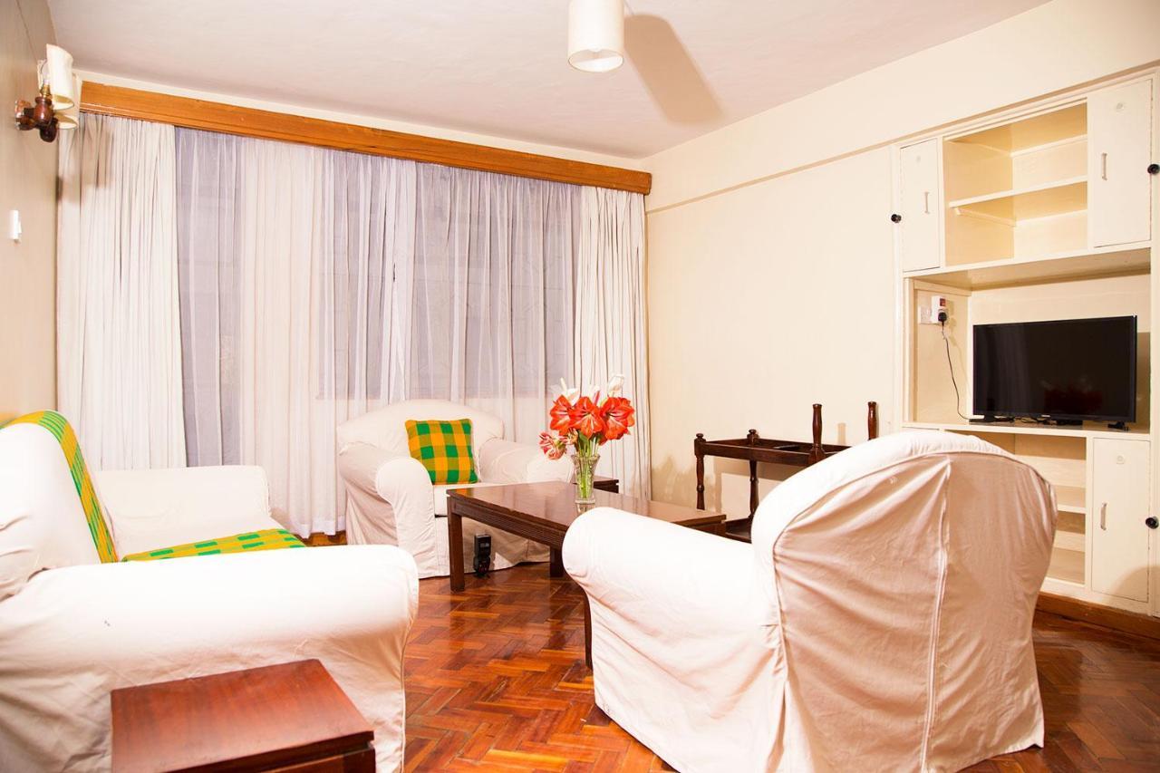 Aparthotel Njema Court 3*