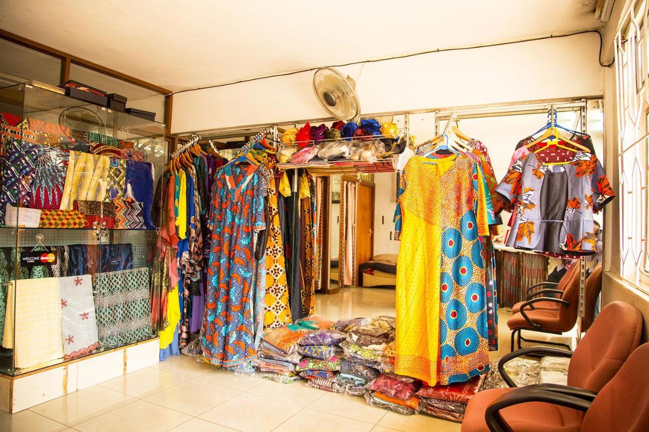 Njema Court Aparthotel 3*