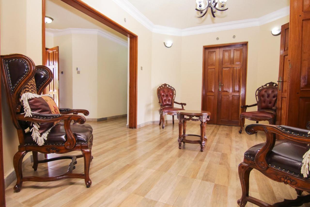 Ndeiya House Holiday home *
