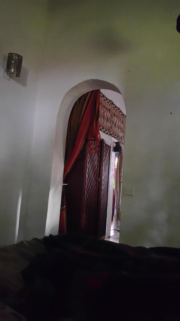 Rosslyn Lone Tree Cottage Chalet Nairobi