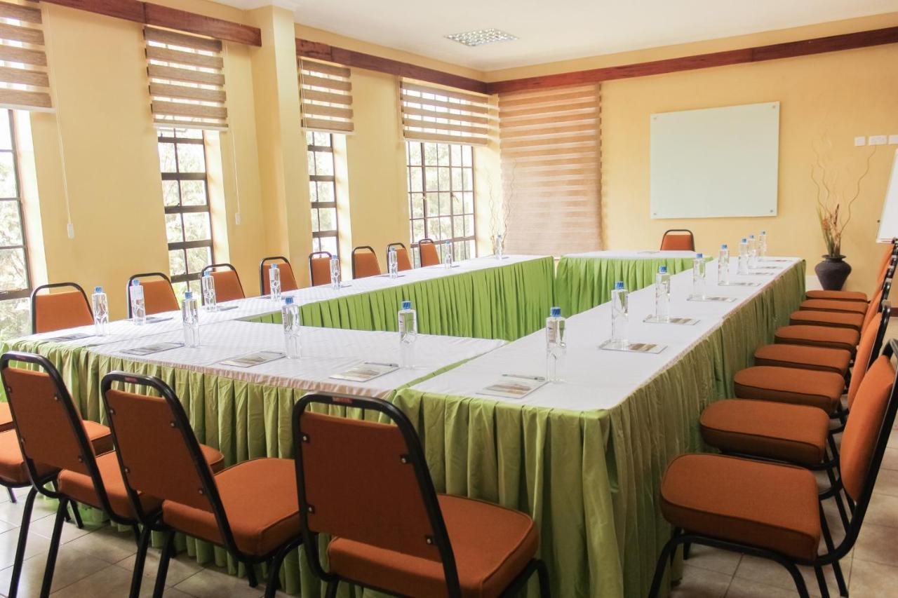 Hotel Lia & Training Centre