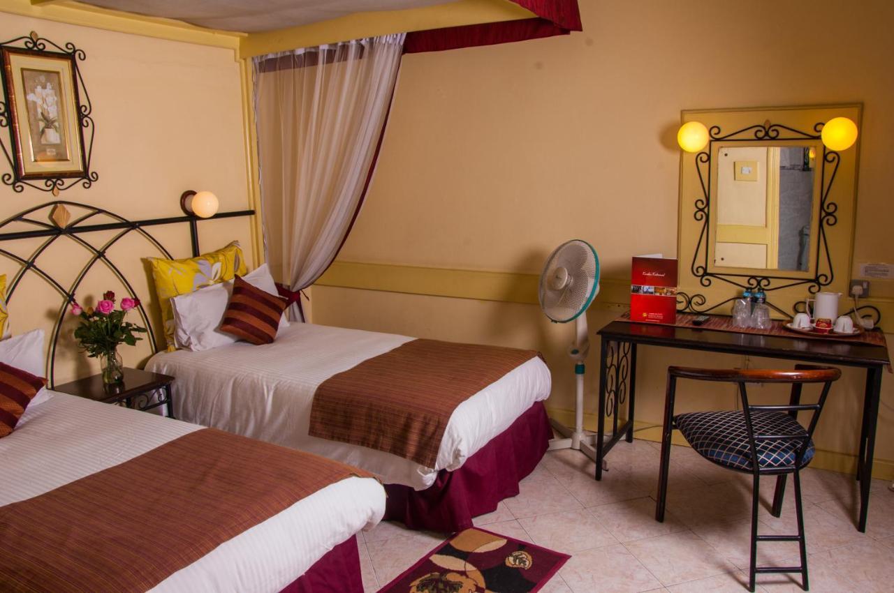 Kahama Hotel 3*