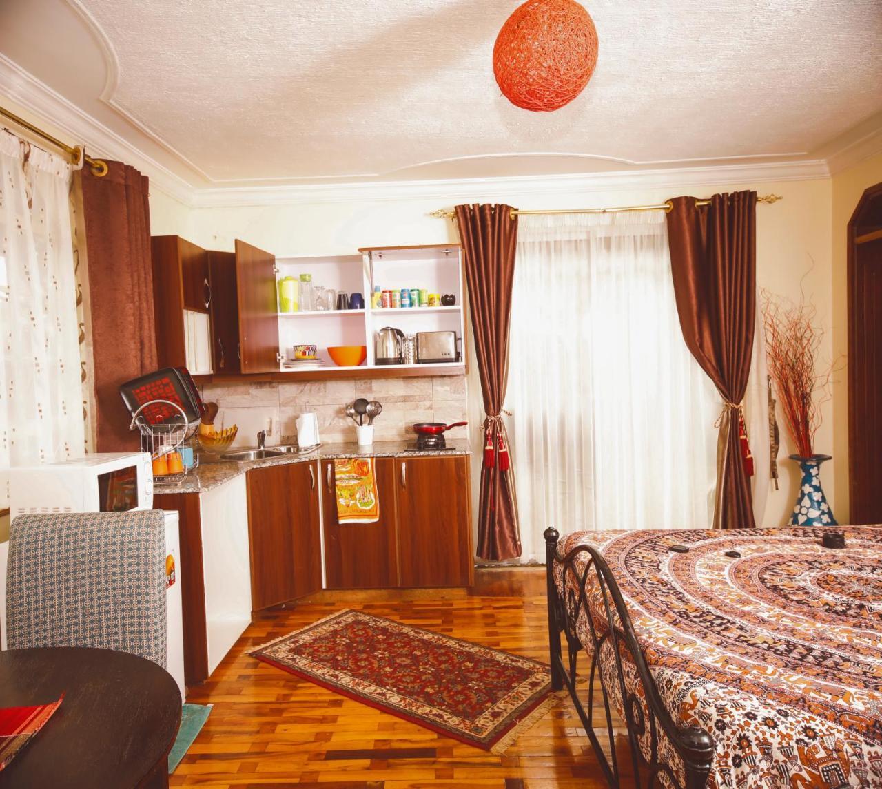 Bed & Breakfast Sherry Homes - Kwetu