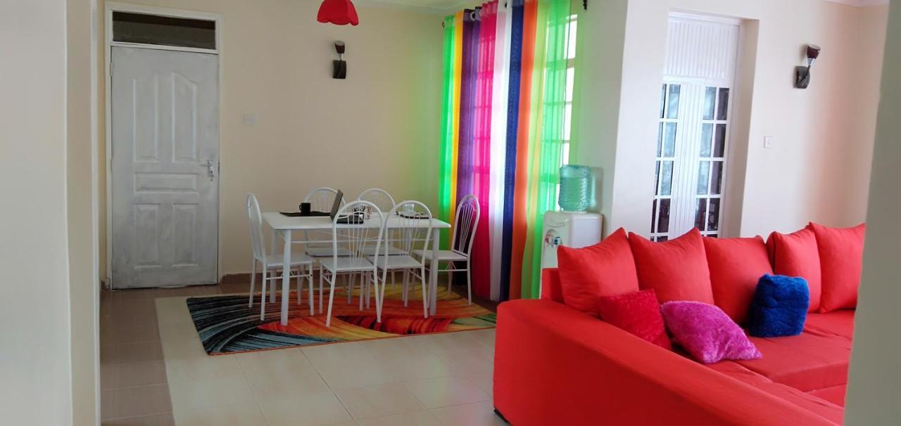 Royalty Homes -jkia Homestay