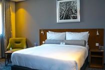 Two Rivers Mall, An Ihg Hotel