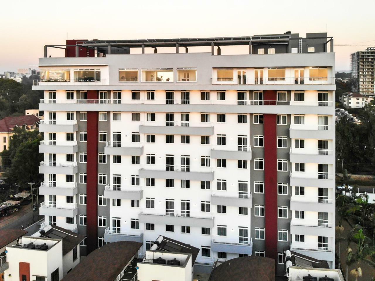 Hotel Glam - Near Westgate Mall, Westlands 4*
