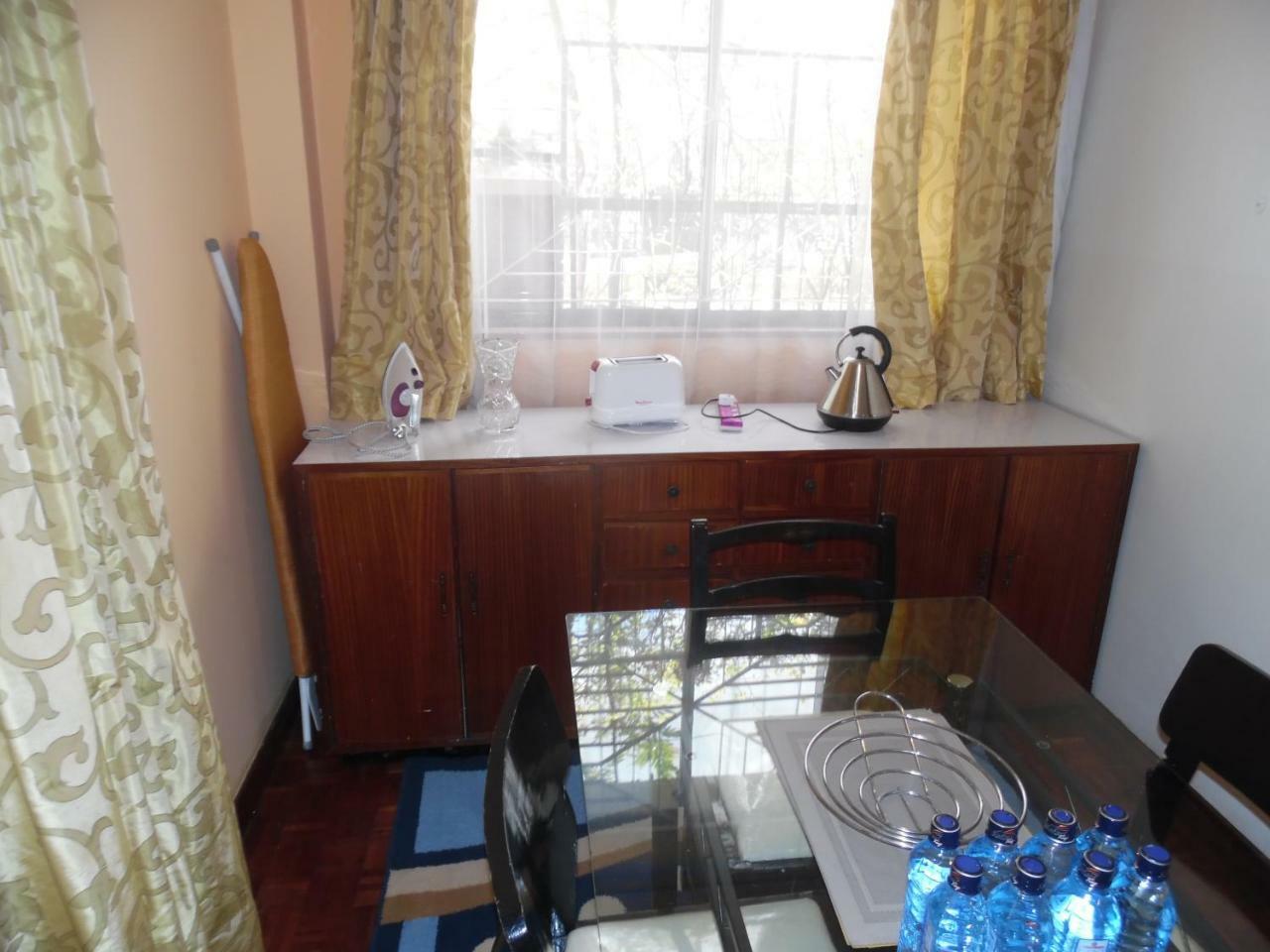 Apartment Court Samra *