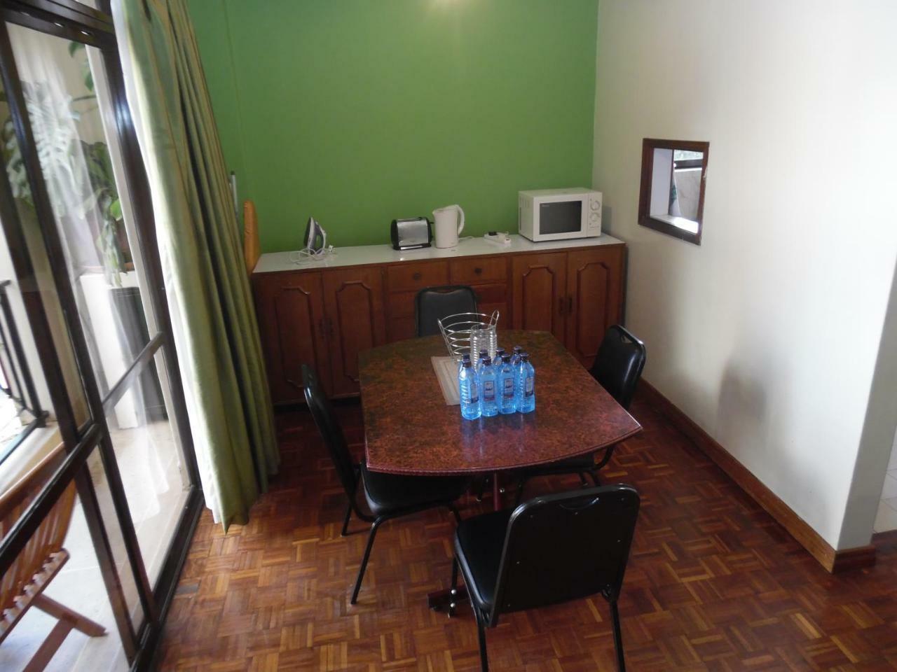 Court Samra Nairobi