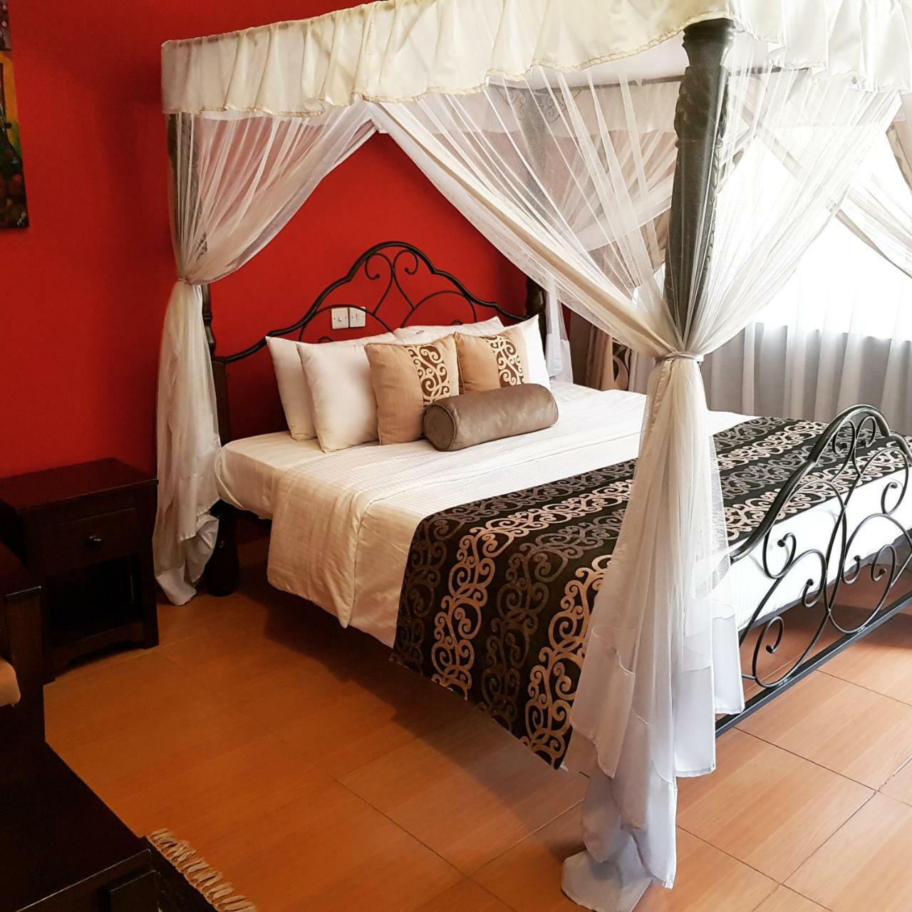 Margarita House 3*