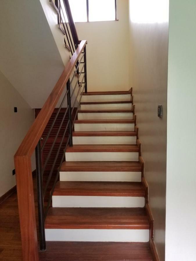 The Courtyard On Vanga - Lavington Apartment *