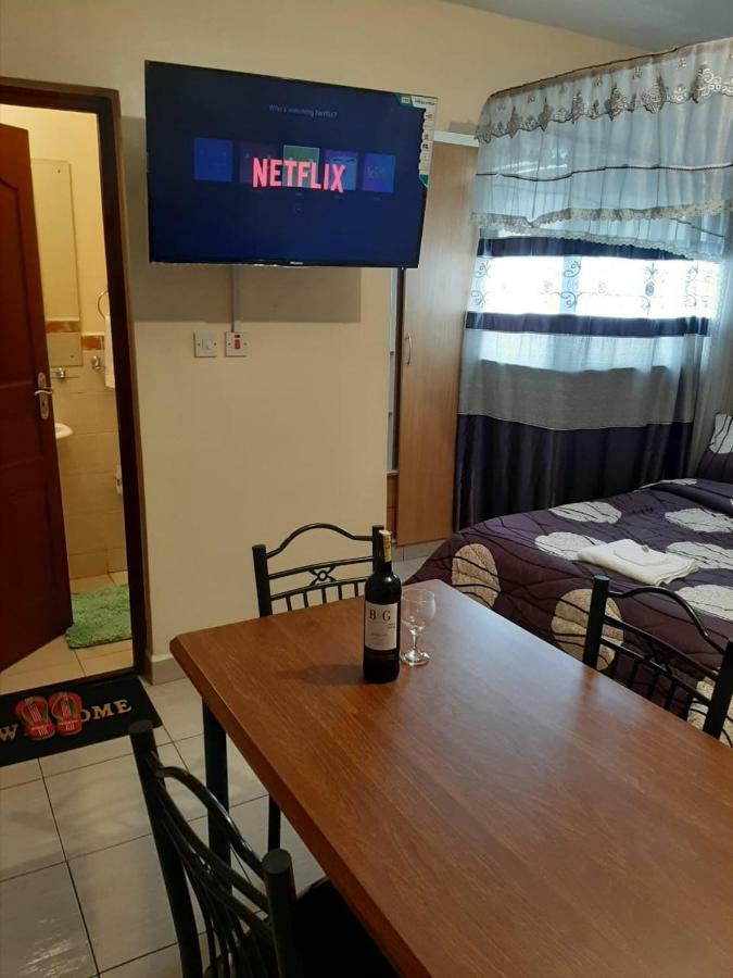 Apartamento Mercy-phillips Located At Eagle Tower Building Centre Nairobi