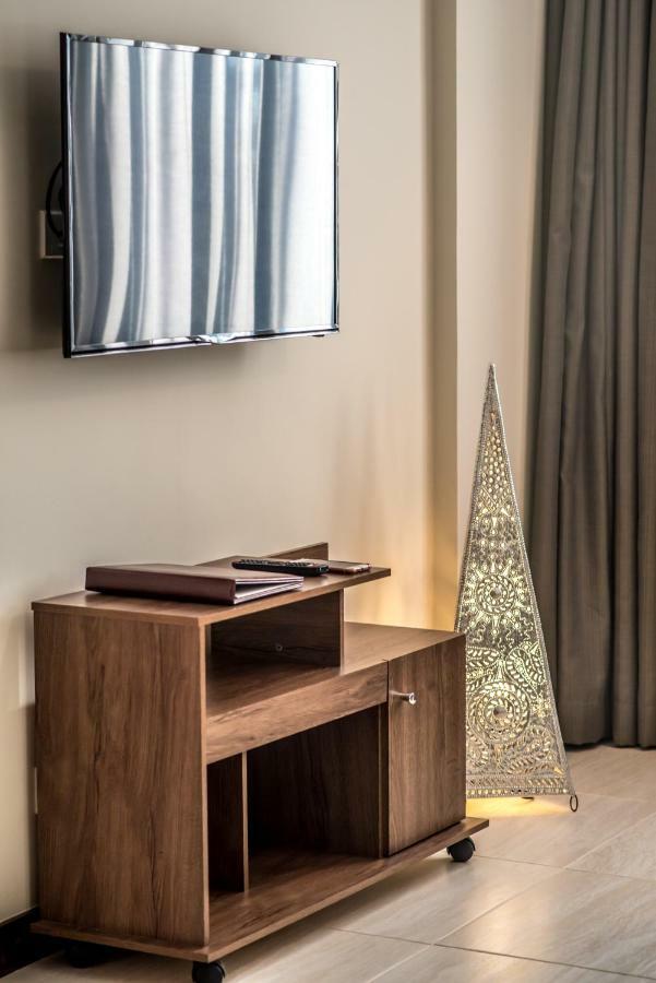 Glam - Near Westgate Mall, Westlands Hotel Nairobi