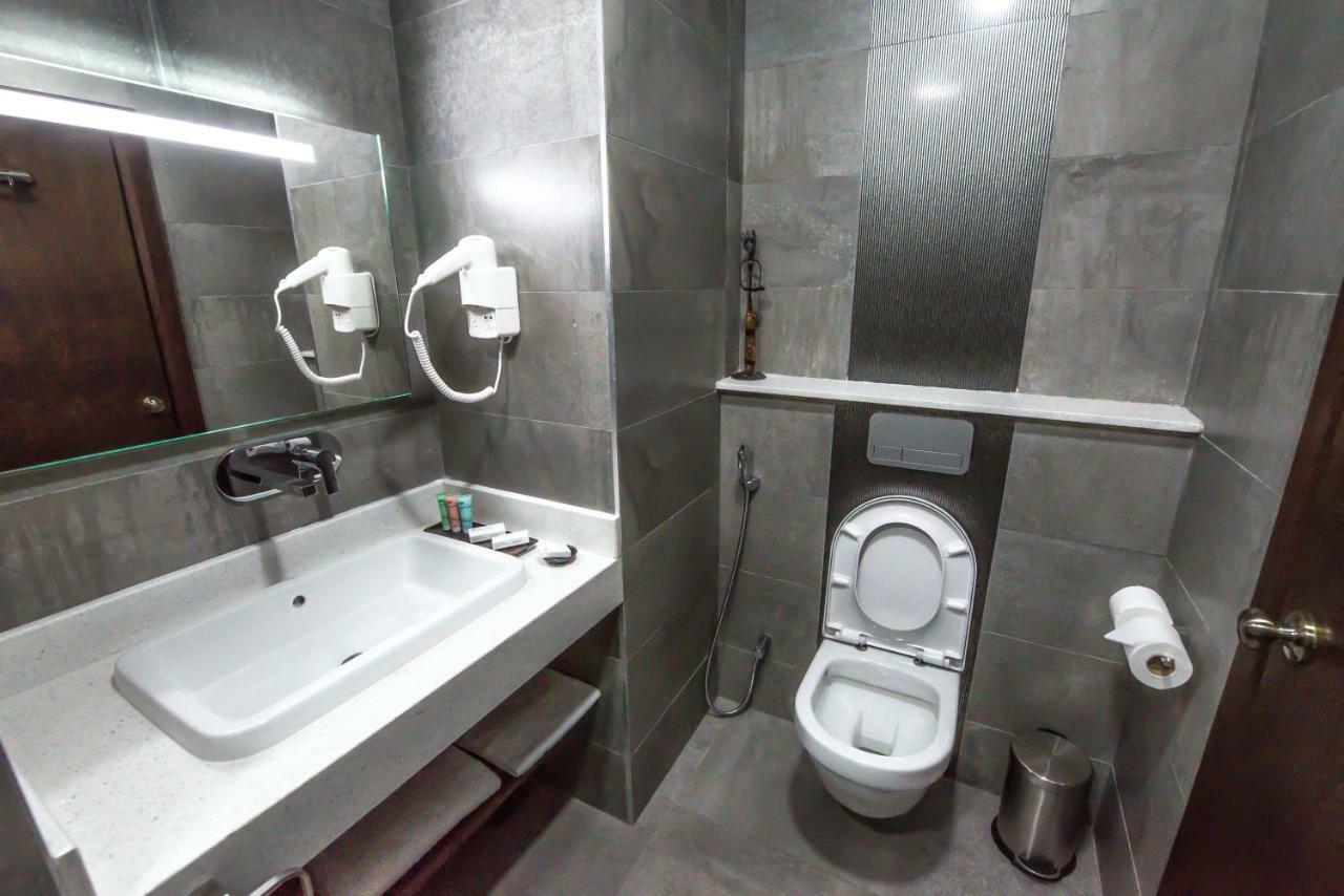 Hotel Glam - Near Westgate Mall, Westlands 4*
