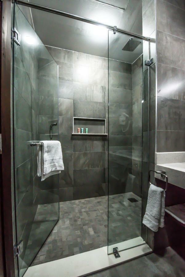 Glam - Near Westgate Mall, Westlands Hotel Nairobi