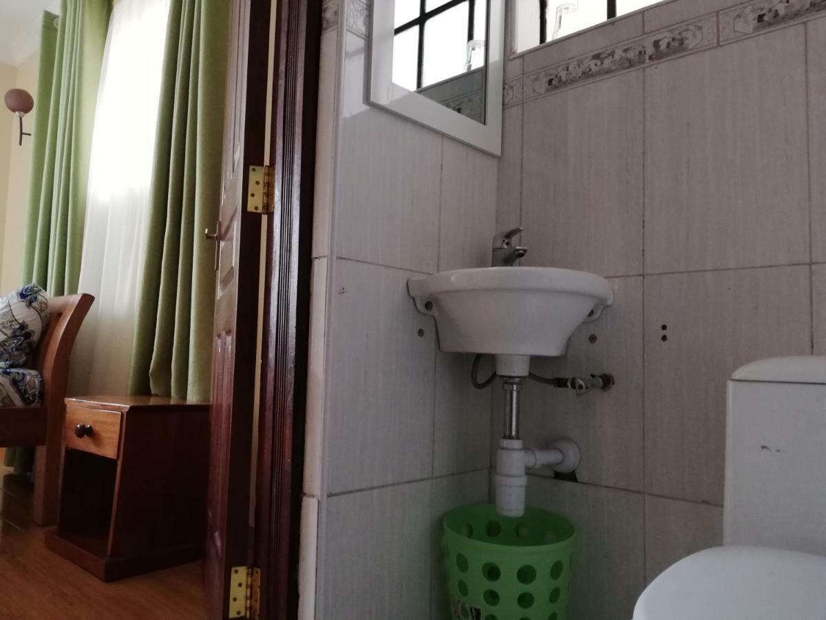 Homestay Serene Woody Haven