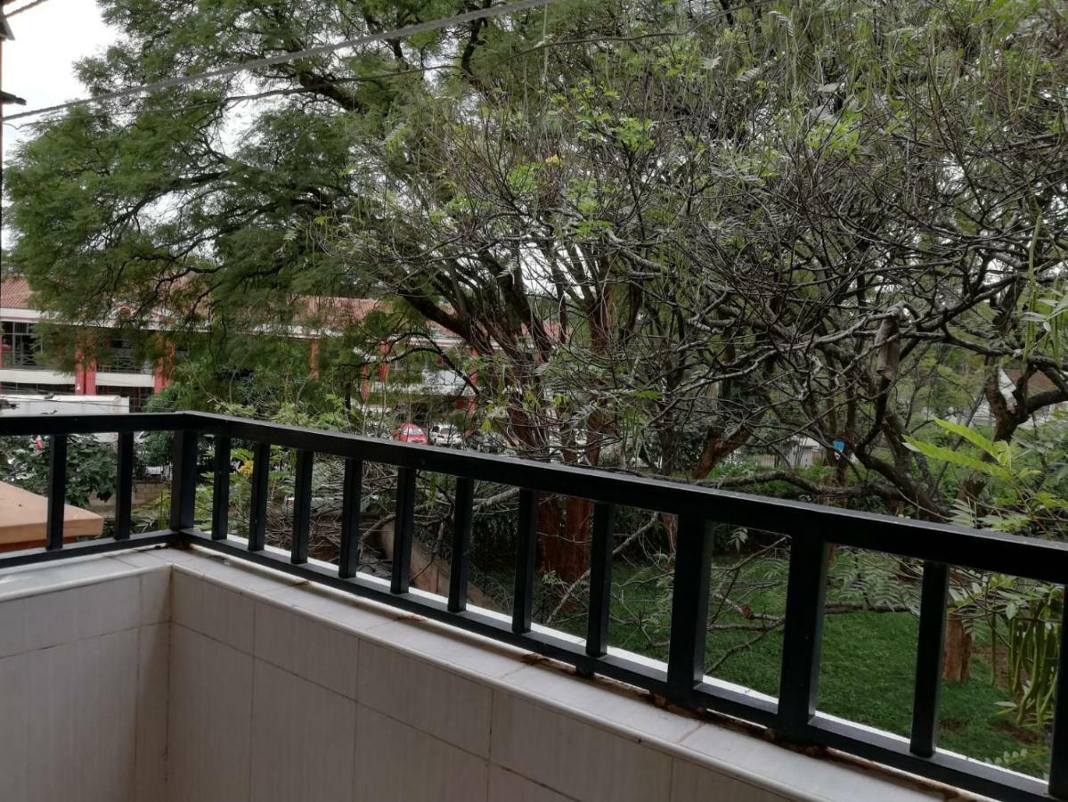 Homestay Serene Woody Haven *