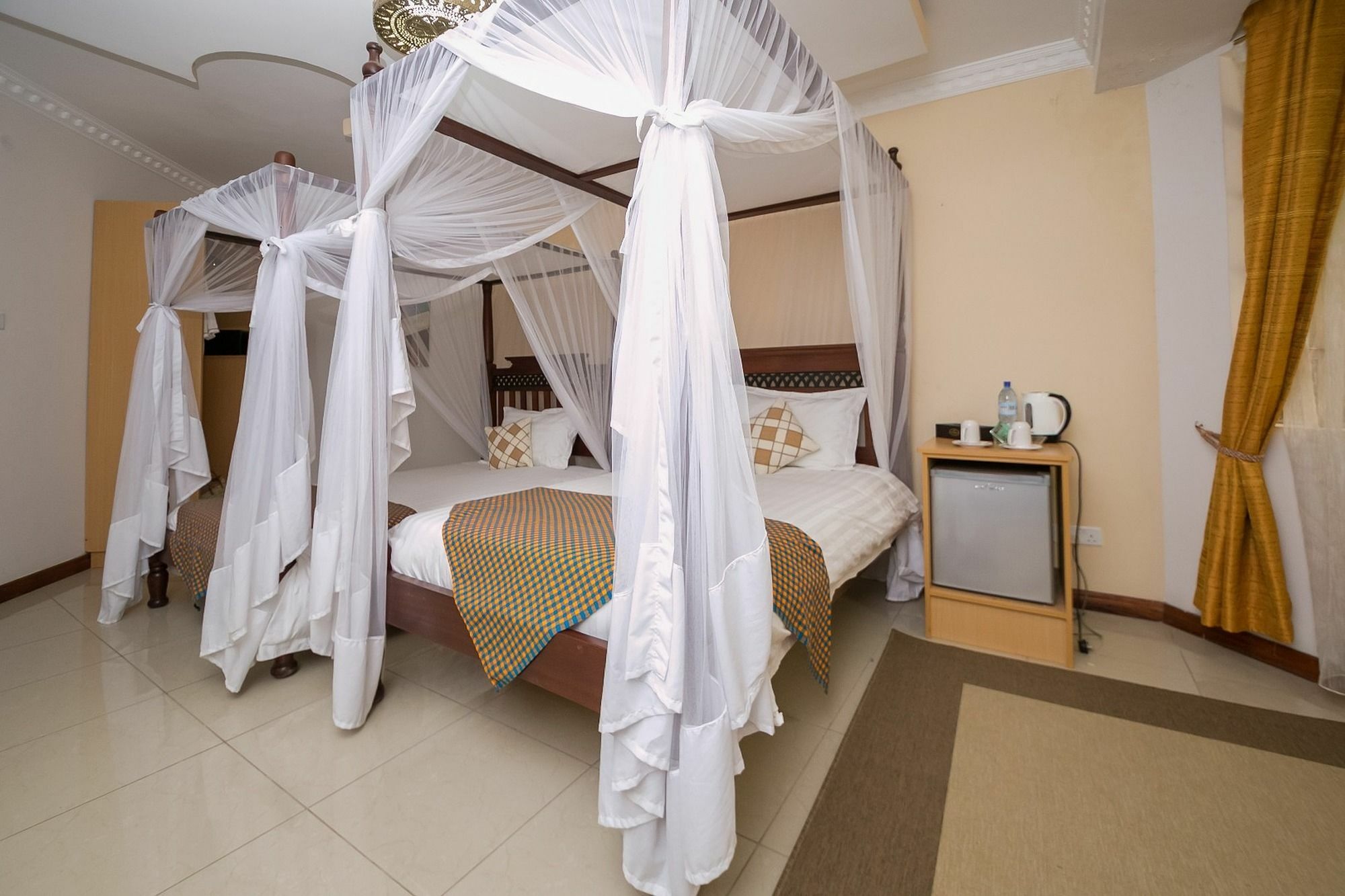 Rudi Nairobi