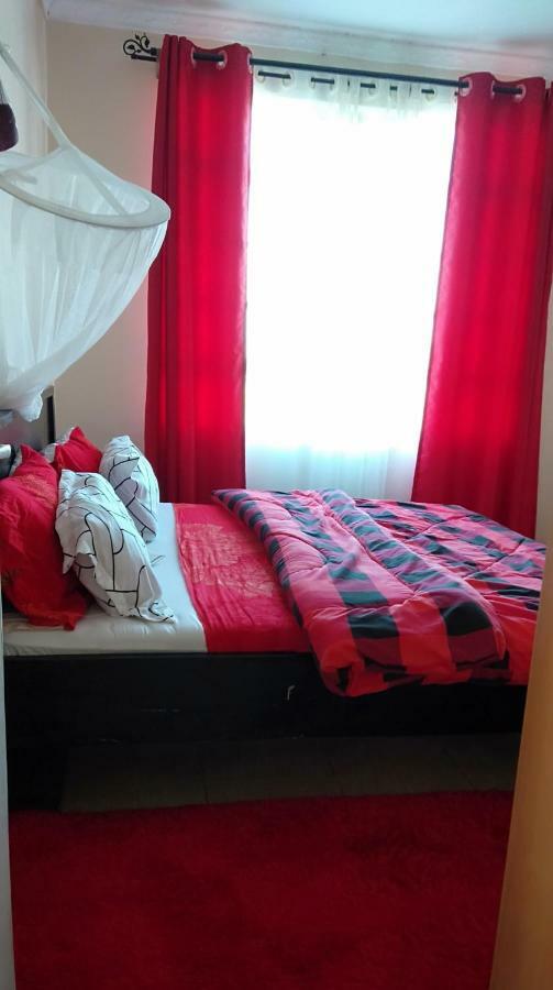 Homestay Royalty Homes -jkia *