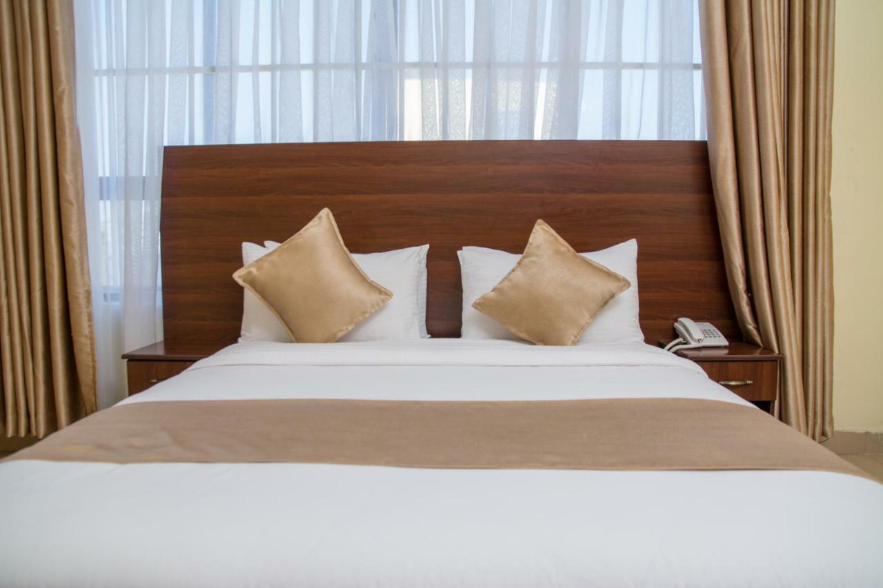 Delfirm 3* Nairobi