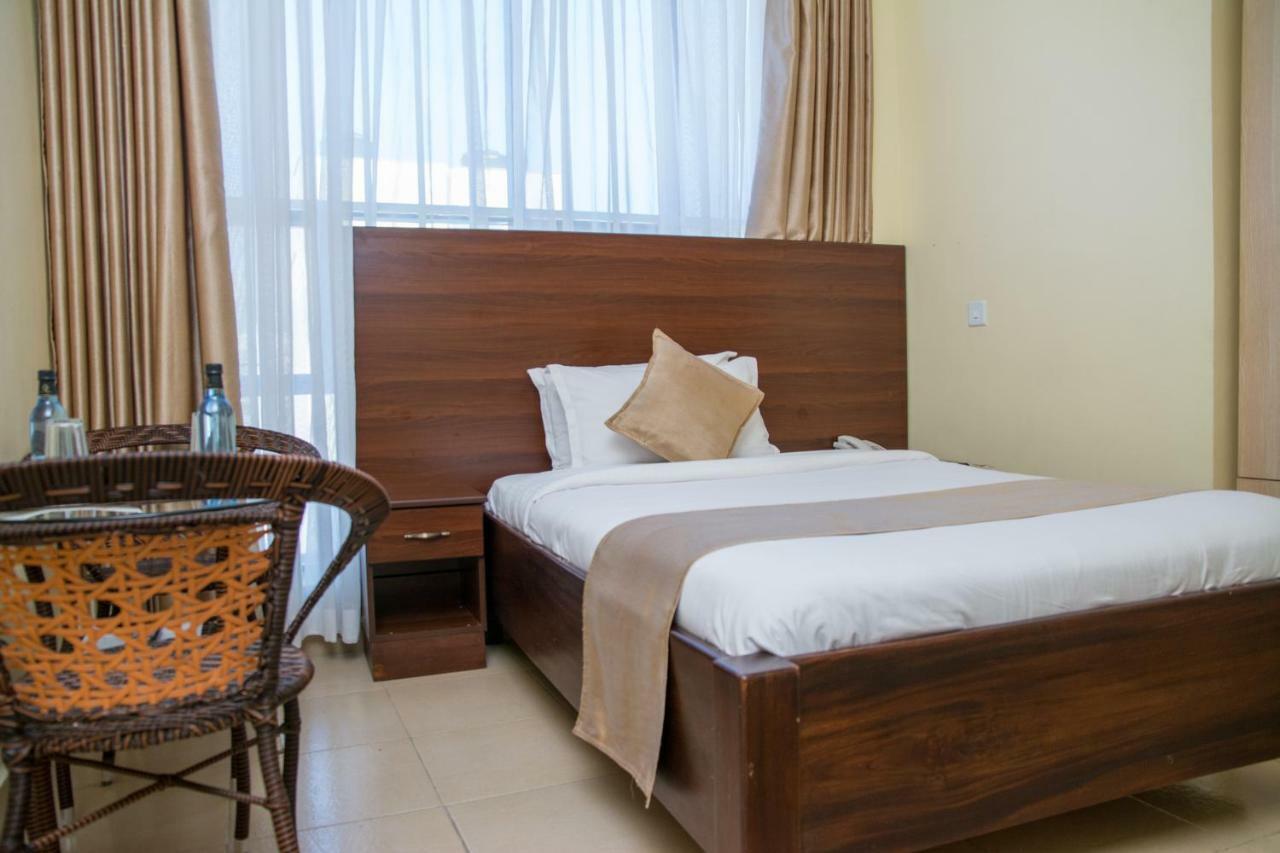 Delfirm 3* Nairobi