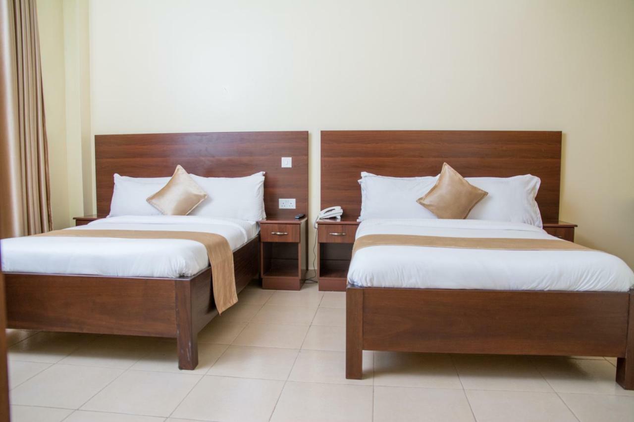 Delfirm Hotel