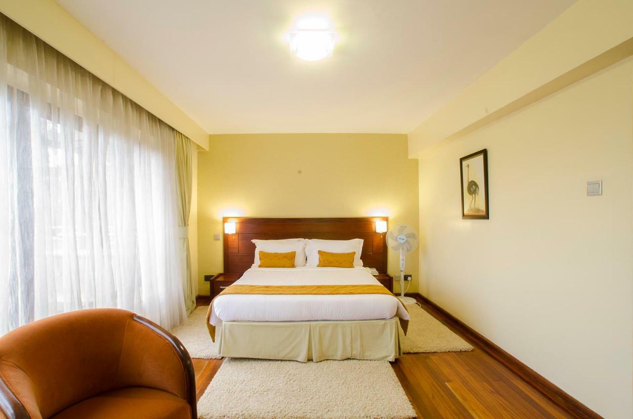 Waridi Paradise And Hotel