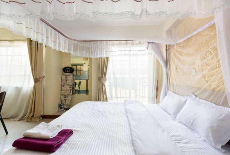 Faith's Place Apartment *