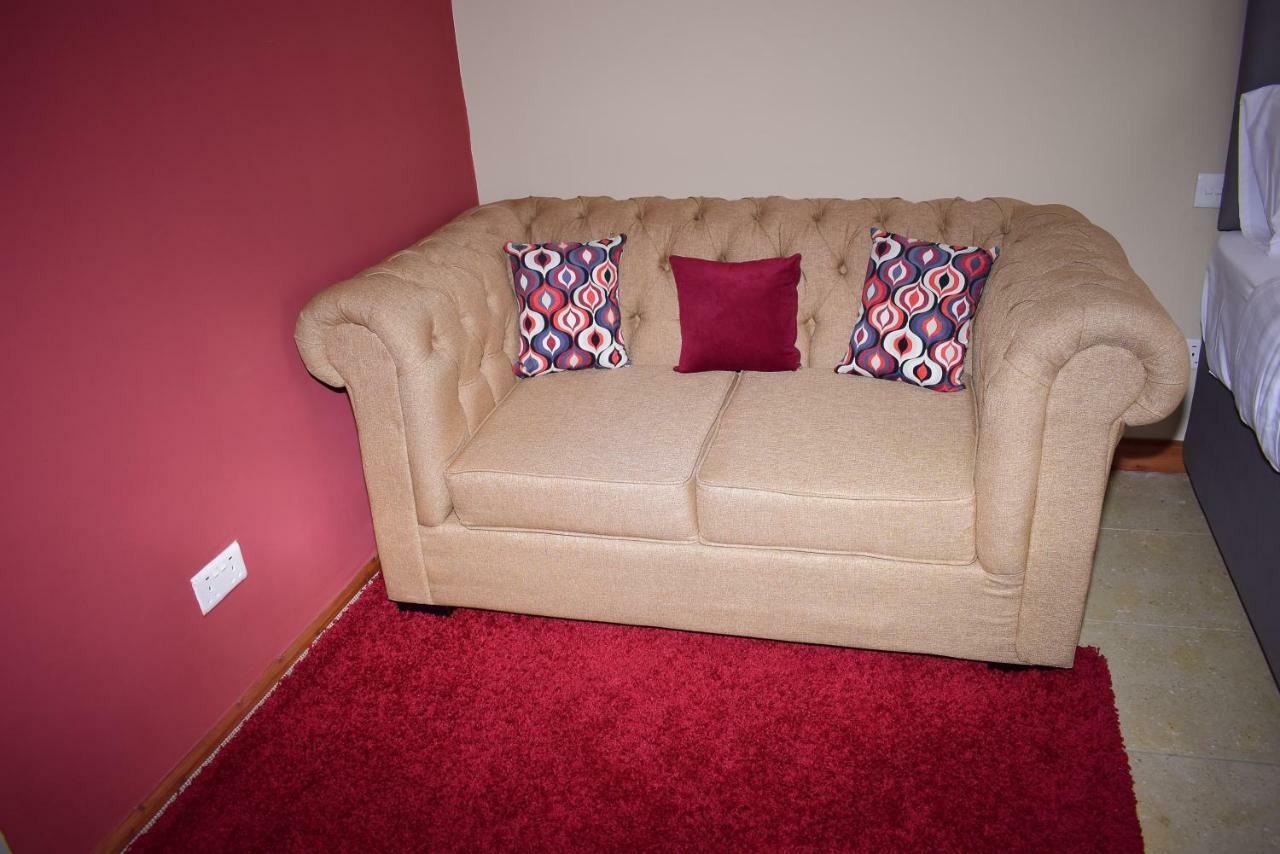 West Suites Apartment *