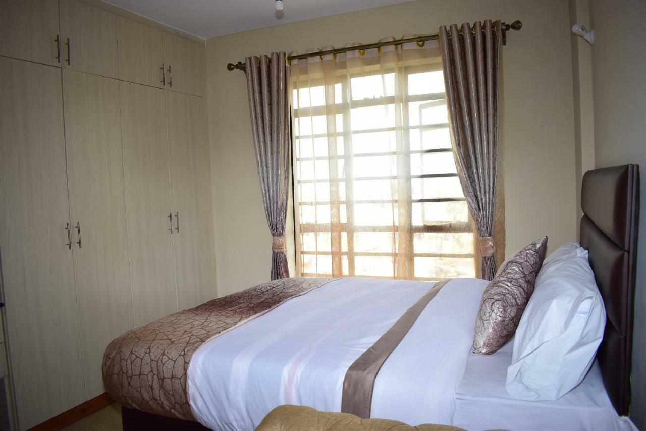 West Suites Apartment