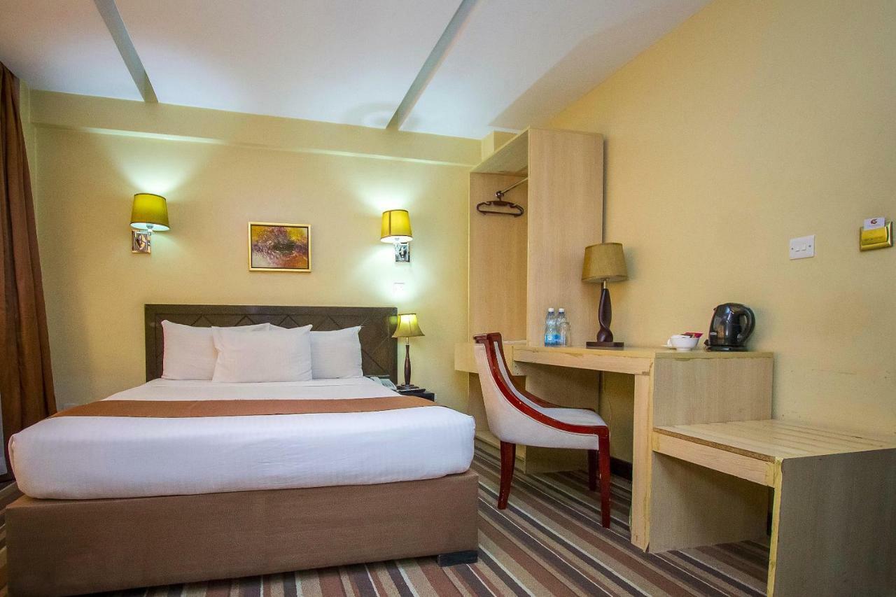 The Clarion 3*