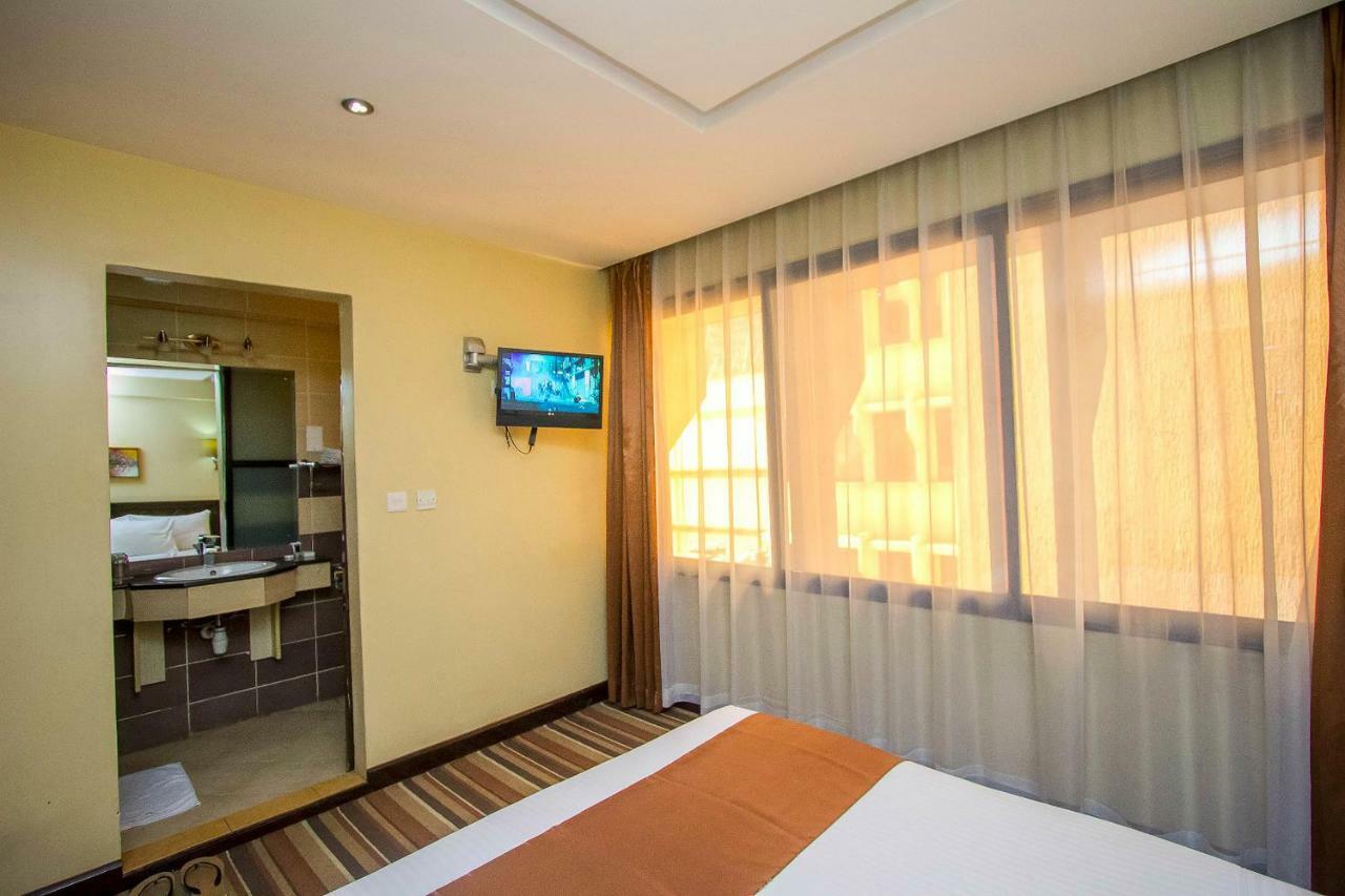 The Clarion Hotel 3*