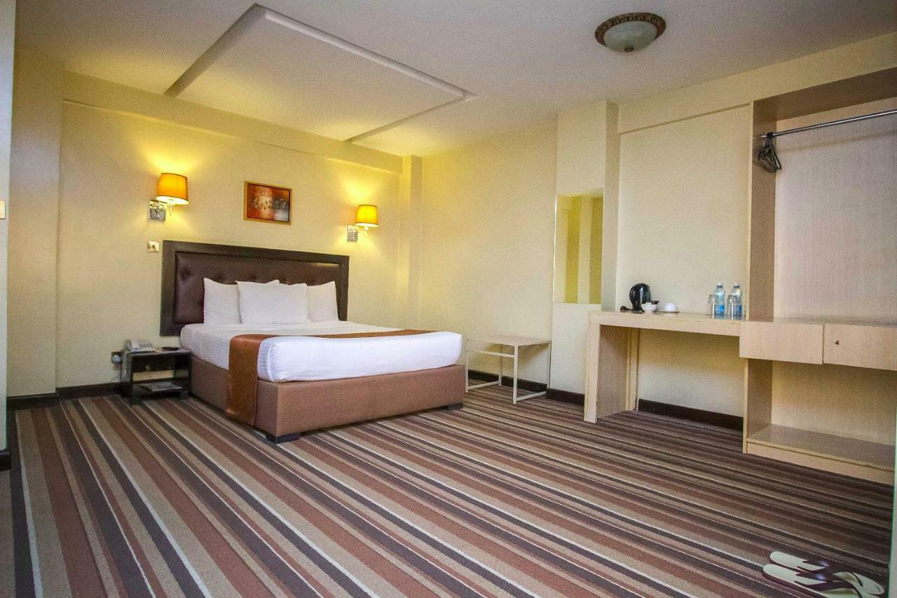 The Clarion Hotel 3*