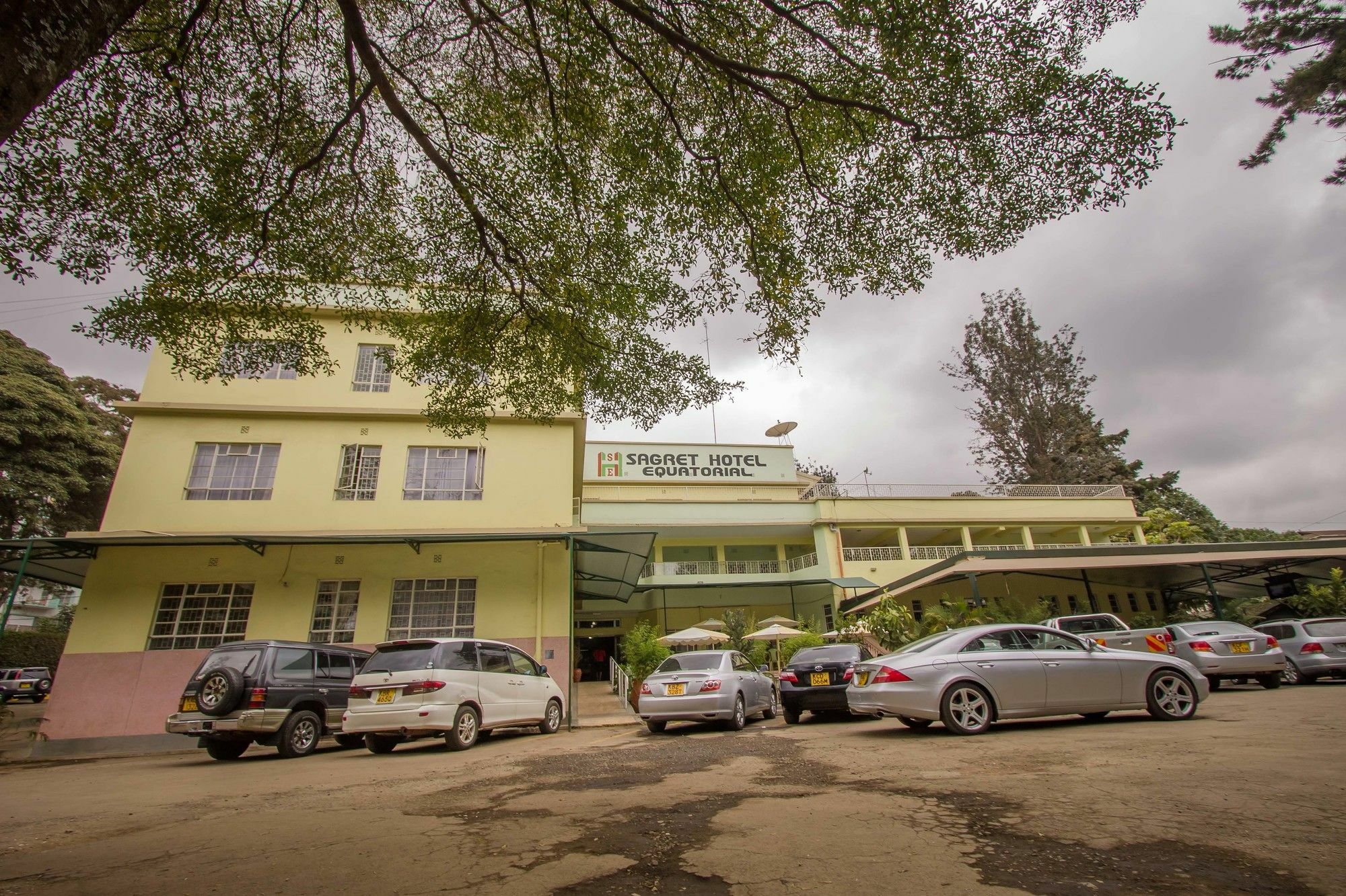 Hotel Sagret Equatorial