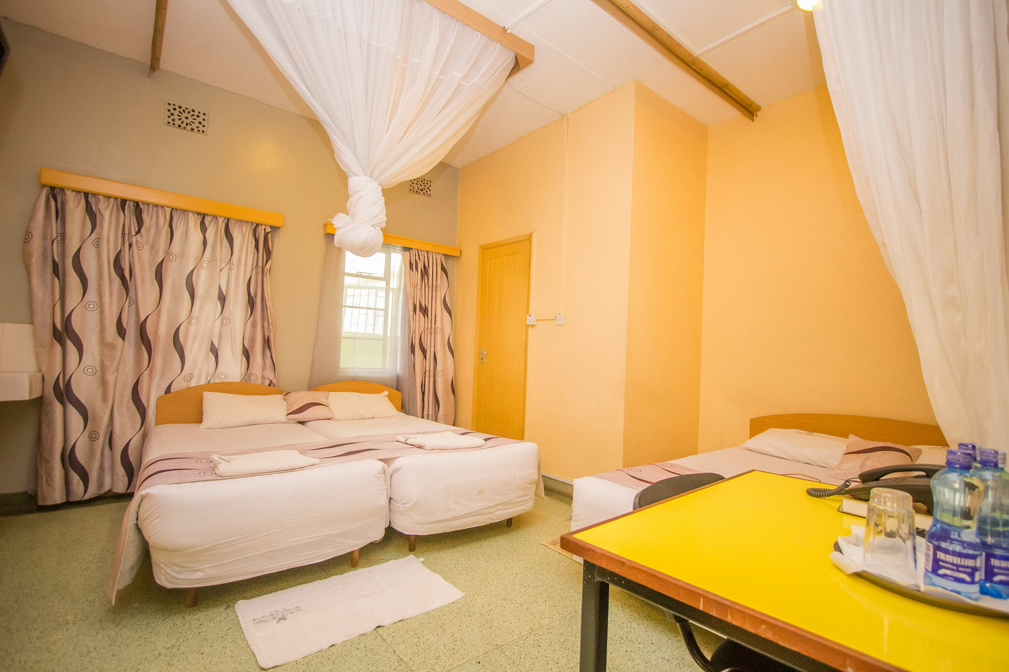 Hotel Sagret Equatorial