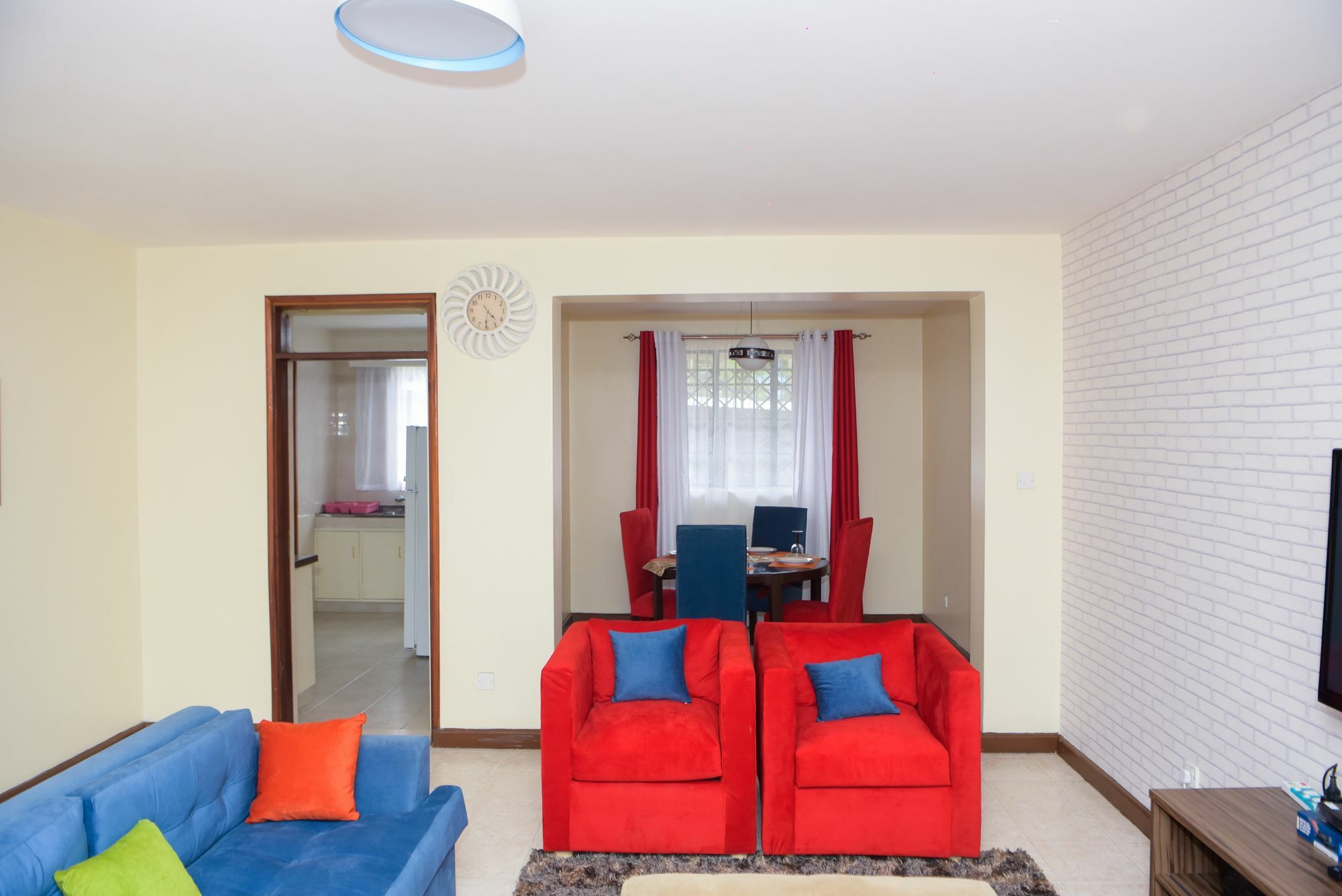 Giroy Furnished *