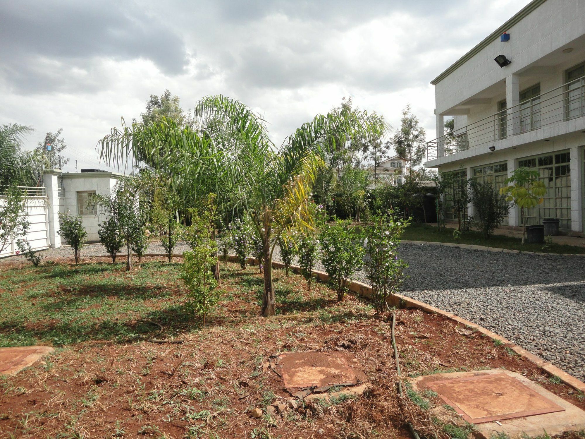Karen Hotel 3*