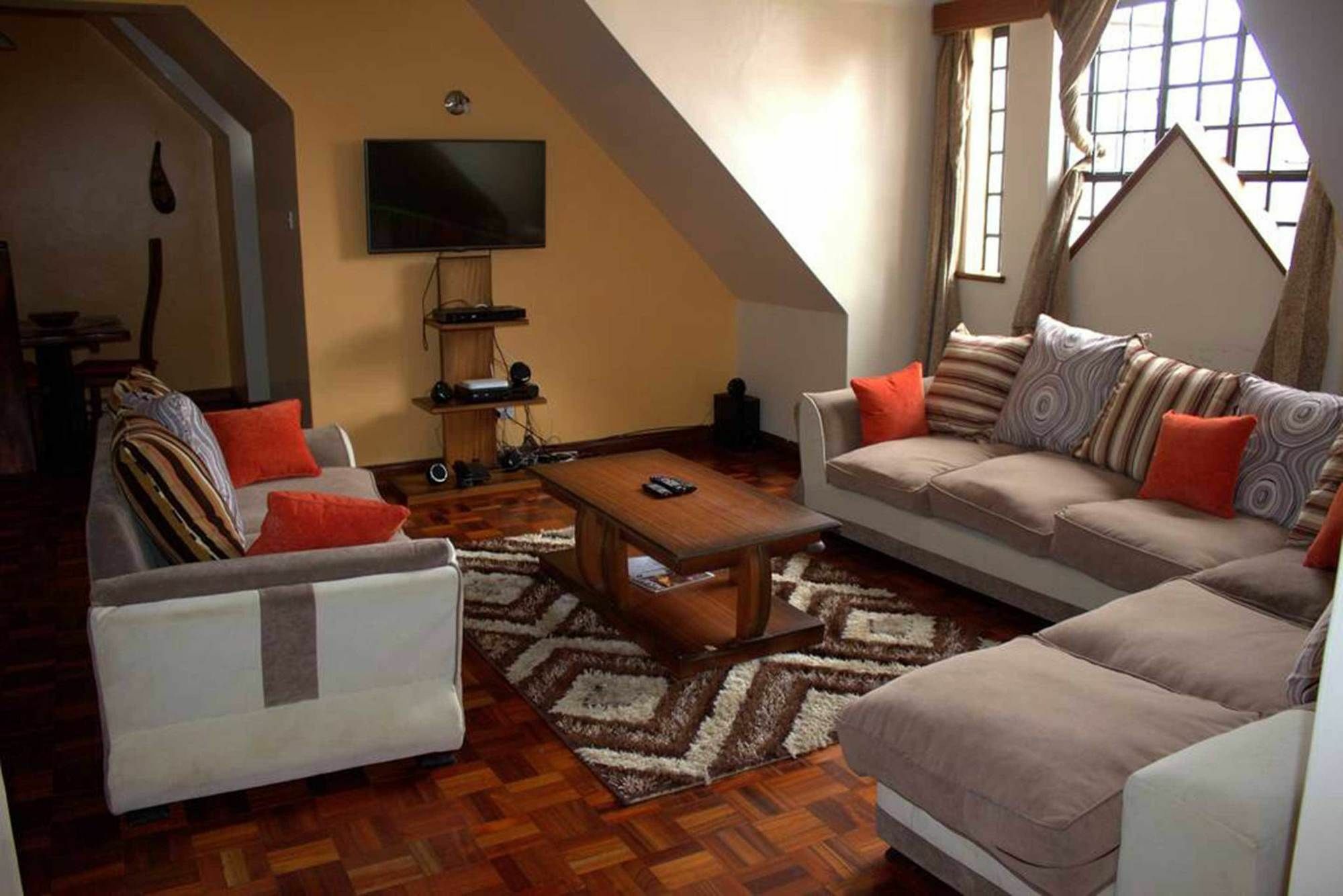 Geomara Penthouse Glade Apartment