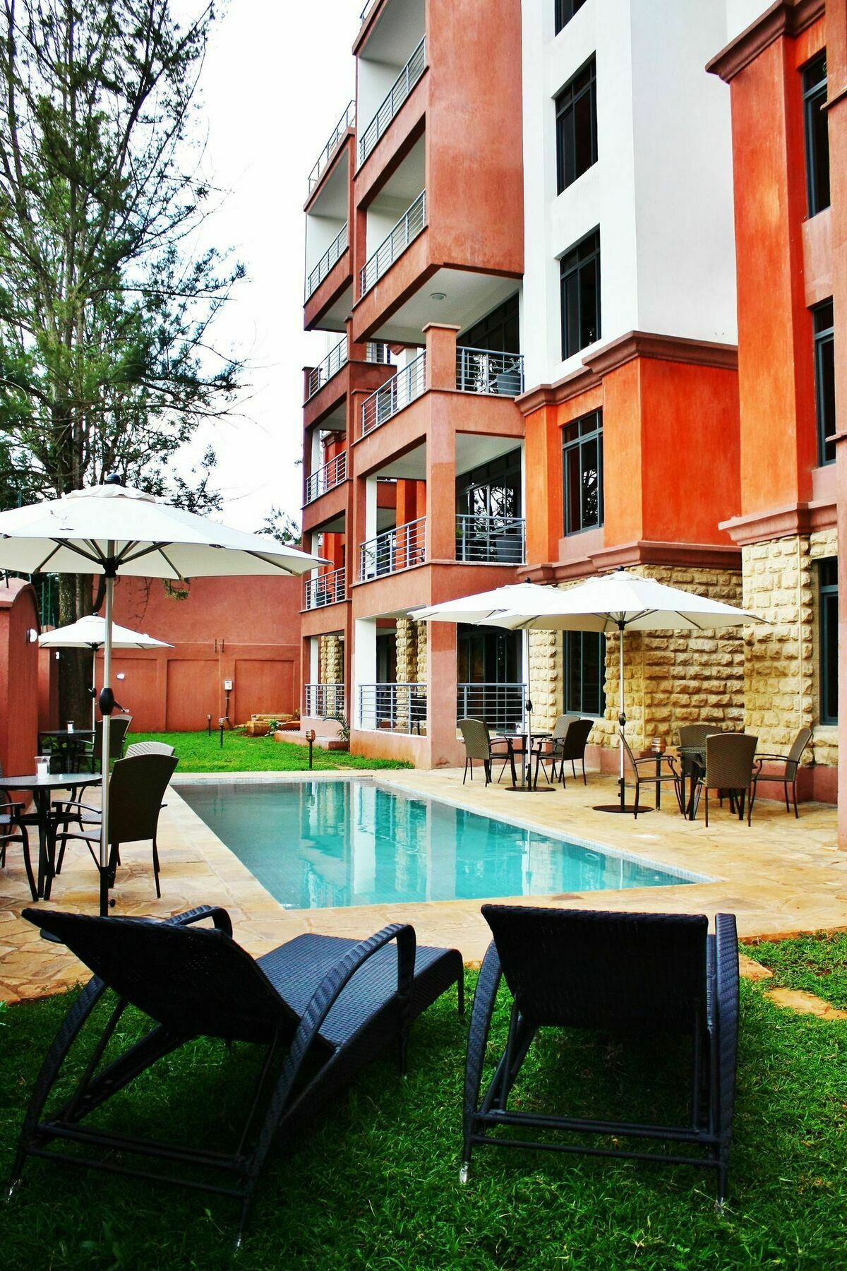Life Serviced Aparthotel Nairobi