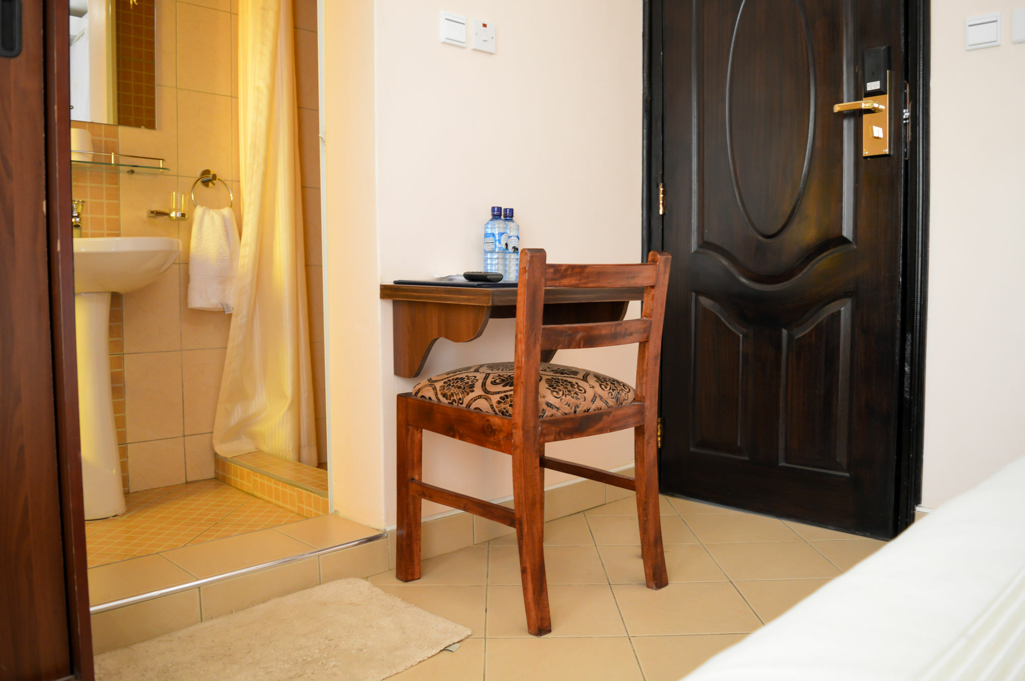 Capital Heights Hotel Hotel
