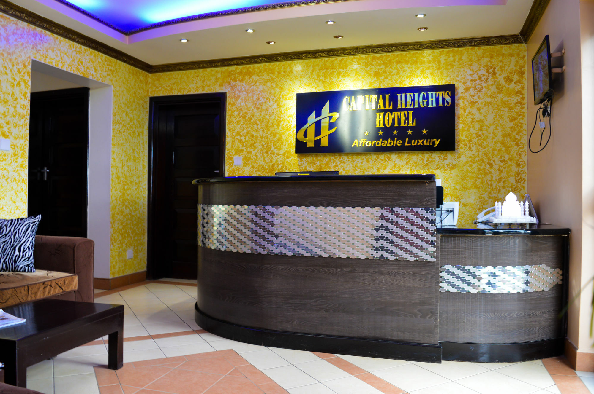 Hotel Capital Heights Hotel 3*