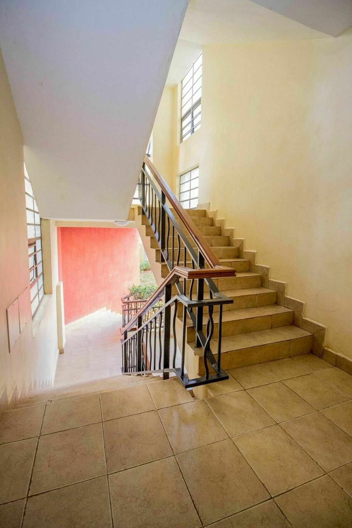 Stay.plus Mojo Luxury 3* Nairobi
