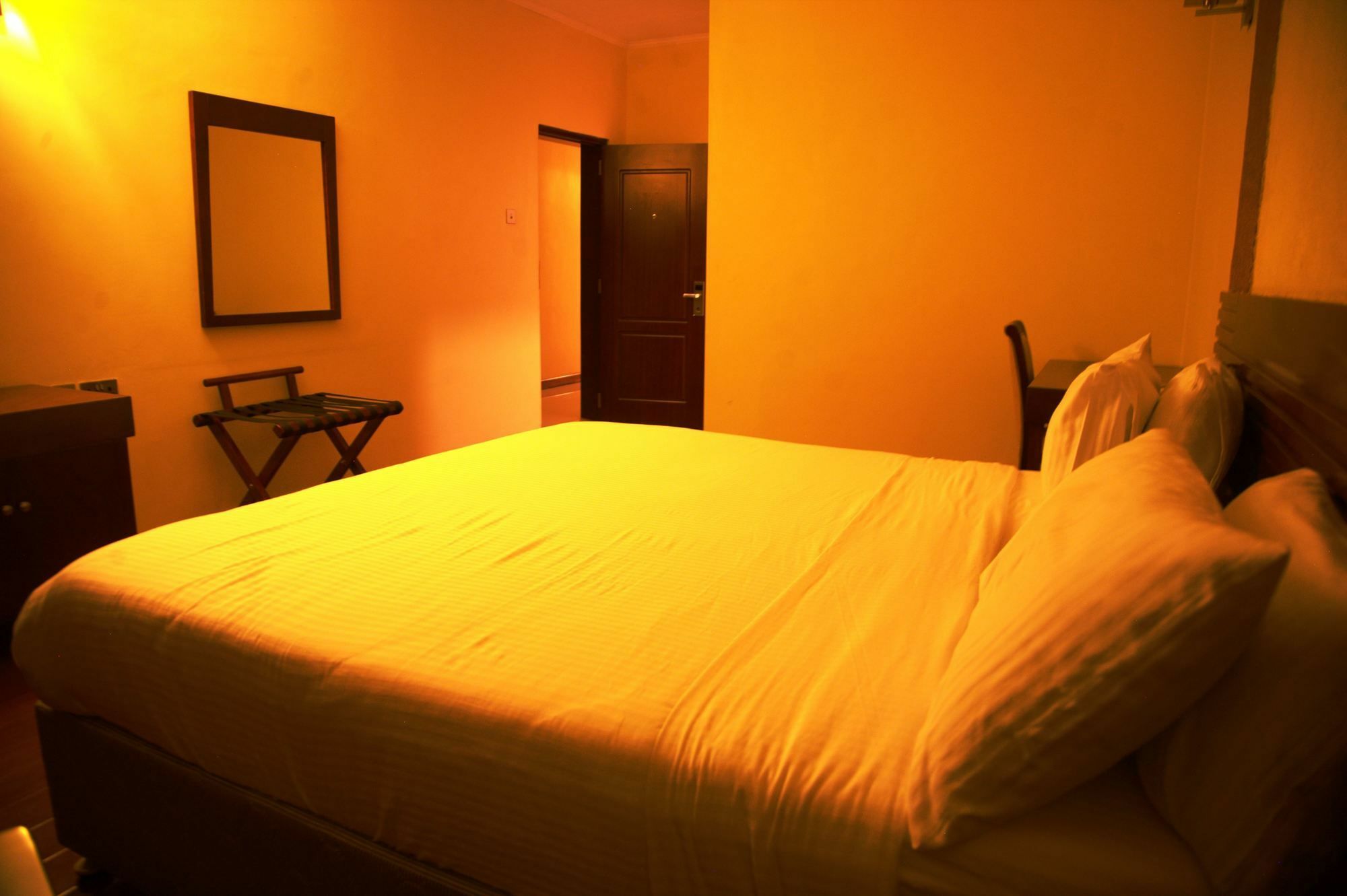 Osinkirri Kilimani Hotel 4*