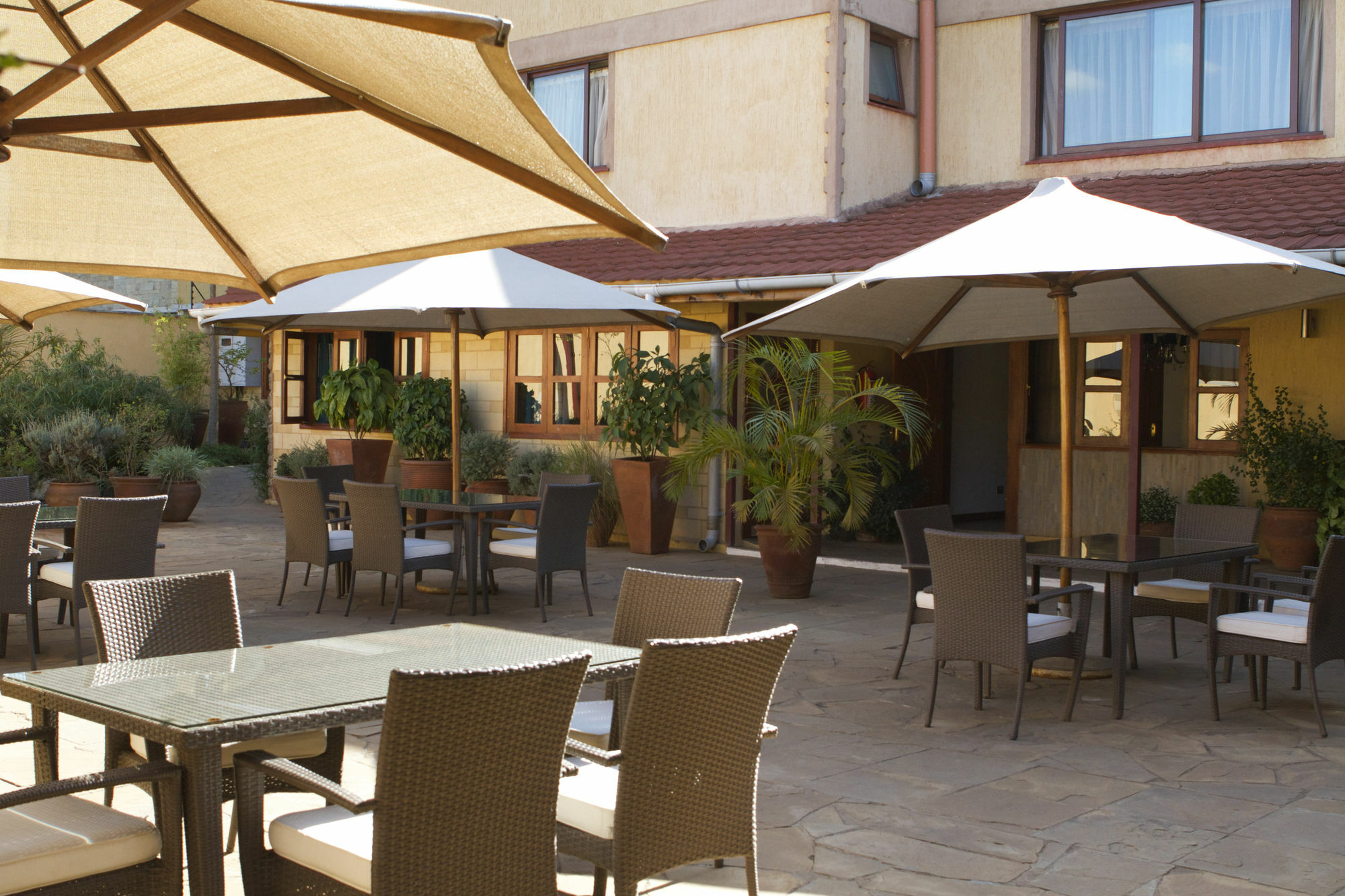 Hotel Osinkirri Kilimani 4*
