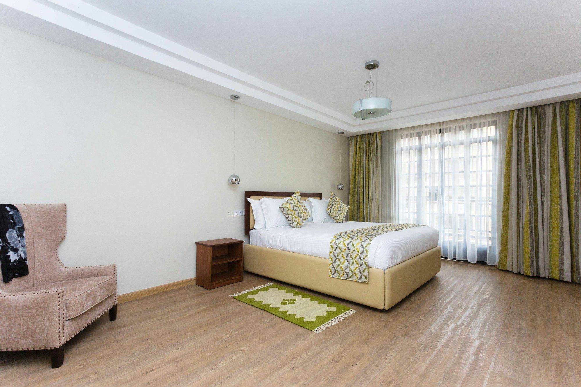 Aparthotel Cozy Residences By Trianum 4*