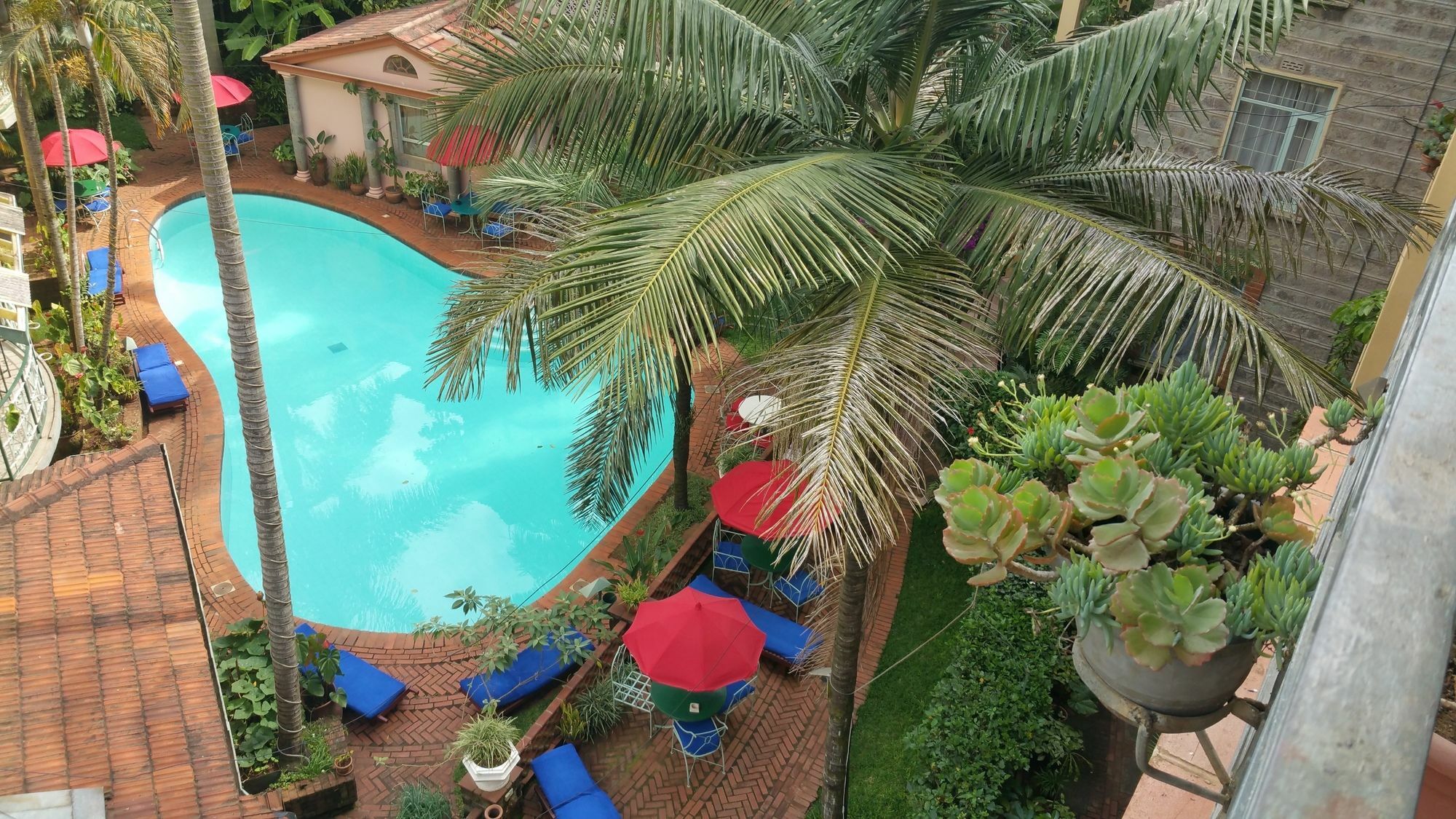 Woodmere Grand Hotel & Serviced Apartments Hotel