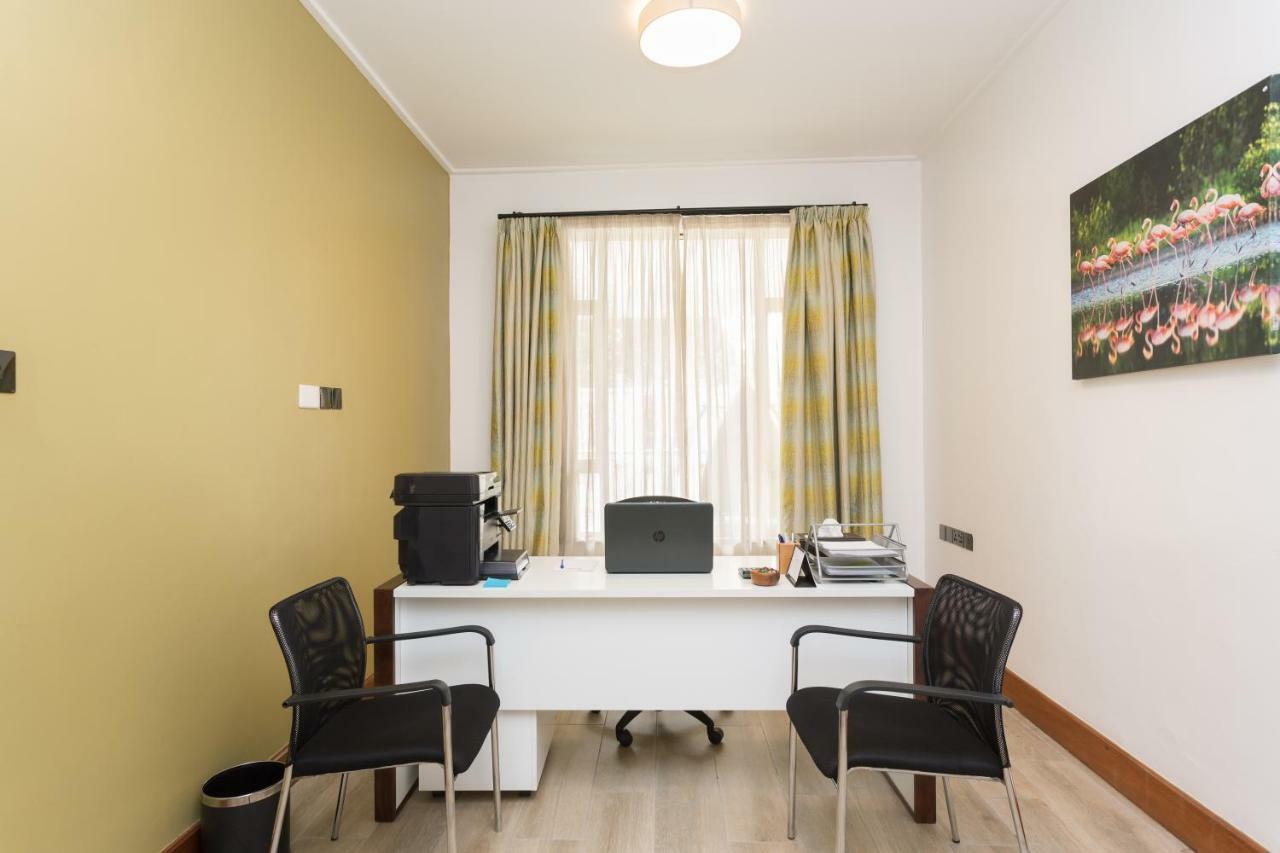 Executive Residency By Western